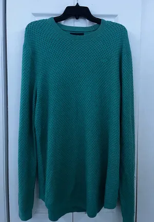 Hollister Sweater thumbnail 1