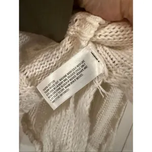 Wild Fable white cotton cableknit sweater size xs Cabincore thumbnail 4