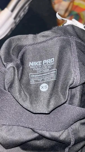 Nike Pro Cropped Black Leggings thumbnail 5