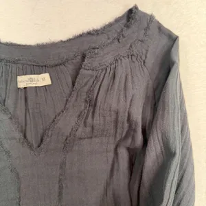 Natural Life Size M Top Robyn Double Gauze Cotton Fringe Split Neck Boho Blouse thumbnail 5