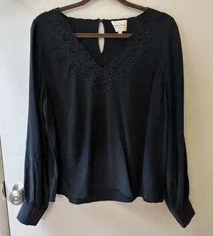 Sézane black Juliette blouse 100% silk US 8 Size M thumbnail 1