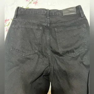 Madewell- The Perfect Vintage Jean Stone Black: Knee-Slit Edition 25 thumbnail 13