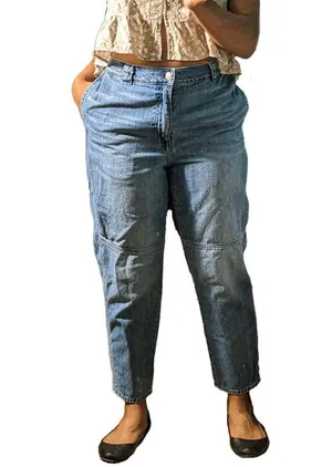 High-Rise Tapered Jeans in Ventnor thumbnail 3