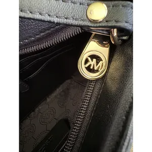 Michael Kors Black Quilted Leather Purse Small Clutch Credit Card Pockets thumbnail 8
