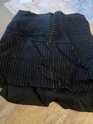 Alice + Olivia Black Pinstripe Tiered Peplum Skirt thumbnail 7