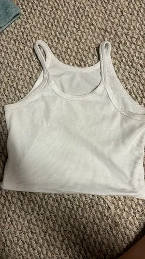 White Crop Top thumbnail 3