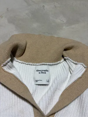 Abercrombie & Fitch White Knit Sweater with Tan Collar small thumbnail 5