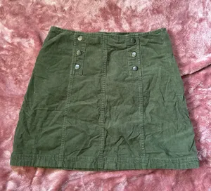 Hollister GREEN CORDUROY SKIRT WITH BUTTONS thumbnail 1
