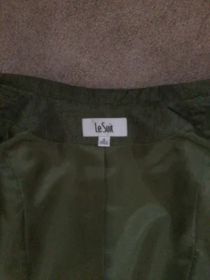 Le Suit Skirt Suit Sage Green- Size 12- Nwot thumbnail 7