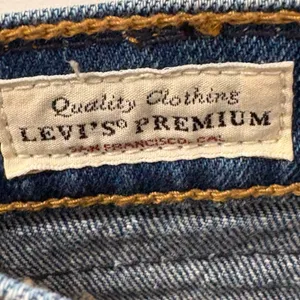 Levi's Ribcage Straight Ankle Jeans Sz 29 thumbnail 8