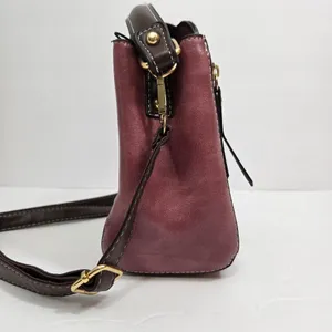 Chic Bumblebee Faux‎ Leather Handbag / Crossbody thumbnail 4