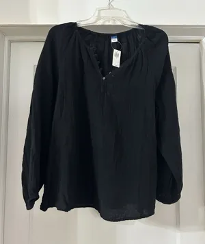 New Old Navy Black Long Sleeve Peasant Blouse Top Women’s Size Medium Modest thumbnail 1