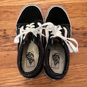 Vans Old Skool Black and White Skate Shoes Low Top Size 6.5 Women’s Streetwear thumbnail 7