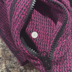 Lululemon Define Jacket Size 6 Deep Fuchsia Athletic Yoga Running Athleisure thumbnail 5