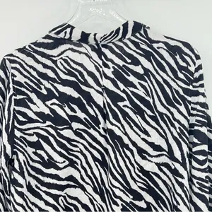 Chico’s blouse large 100% linen No-iron zebra animal print button front tunic thumbnail 4