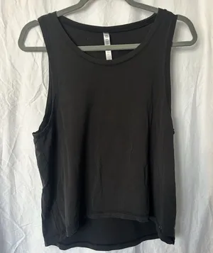 Fabletics blank tank top size medium thumbnail 1