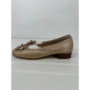 Vtg Karen Scott Floral Flats Women 7.5 Gold Leather Low Heel Dress Shoes Comfort thumbnail 6