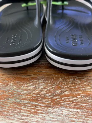 Crocs Adult Bayaband Flip Flop Sandals Women’s Size 7/ Men’s Size 5 NEW thumbnail 4