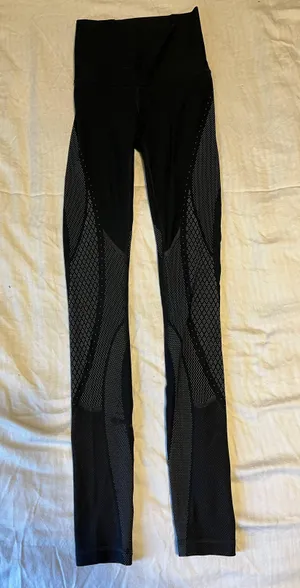 Lululemon Leggings thumbnail 1