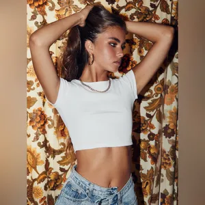 Princess Polly El Basico Cropped Tee in White Size 8 New with tag thumbnail 3