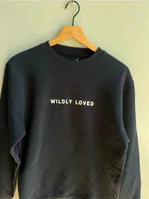 Crowned Free NWT Wildly Loved Navy Crewneck Sweatshirt Pullover - Women’s Small thumbnail 4
