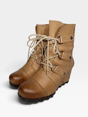 Sorel Joan of Arctic Wedge Distressed Light Brown Leather Ankle Boots SZ 6.5 thumbnail 3