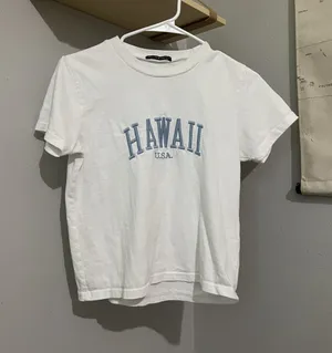 Brandy Melville T-shirt thumbnail 1