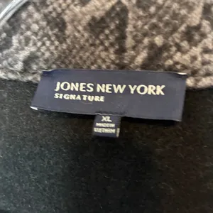 Jones New York Gray Snakeskin Wool Blend Button Front Coat Edgy Womens XL thumbnail 4