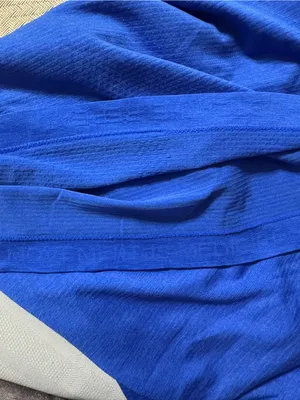 Lululemon Athletica Long-Sleeve Crew Top in Royal Blue Size 4 thumbnail 6