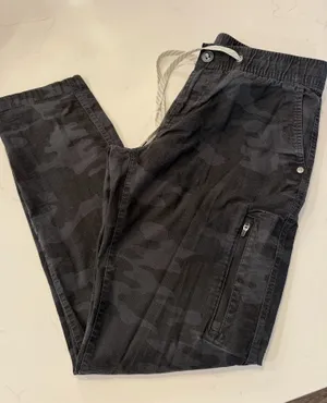 Vuori Pants thumbnail 1