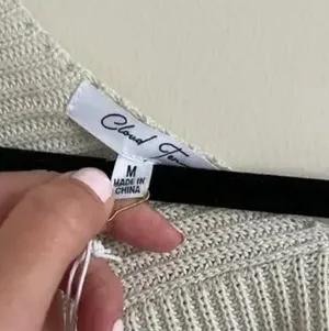 Cloud Ten Semi Cropped Sweater thumbnail 3