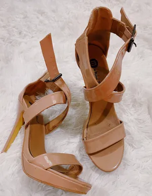 Michael Antonio Nude Heels thumbnail 1