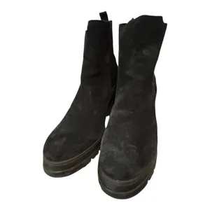 La Canadienne Conner Chelsea boot Black Suede Size 8 thumbnail 2
