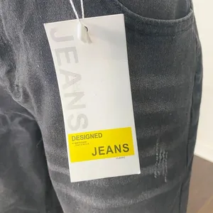 NWT Black Gray Distressed High Waisted Loose Mom Jeans Size S thumbnail 3