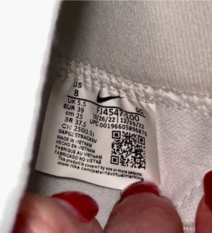 Nike Blazer 77 Women’s Mid Chenille Swoosh thumbnail 13