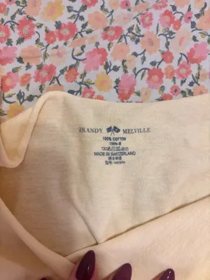Brandy Melville Top thumbnail 3