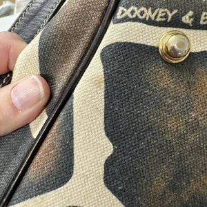 Dooney & Bourke Giraffe Print Canvas Shoulder Tote Bag Leather Trim Vintage Y2K thumbnail 6