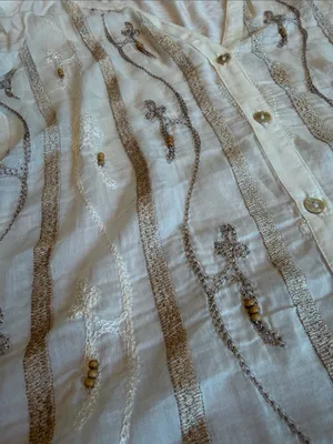 TINY BY ANTHROPOLOGIE Cotton/Silk Embroidered 3/4 Sleeve Top Small - C69-034 thumbnail 5