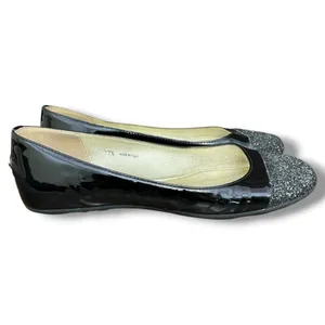 Jimmy Choo Black Patent Leather Silver Glitter Toe Ballet Flat Size 37.5 thumbnail 4