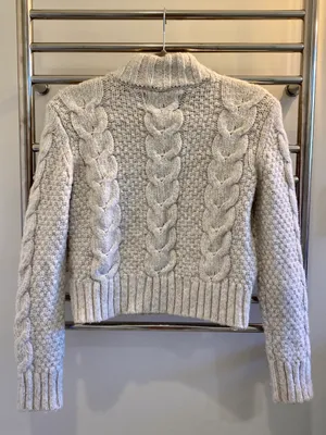 American Eagle thick cable knit sweater 🌨️ thumbnail 3