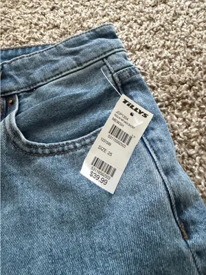 Jean Shorts  thumbnail 3