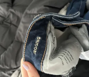 American Eagle Outfitters Jeans thumbnail 4