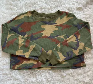 Cropped camo thermal long-sleeve thumbnail 1