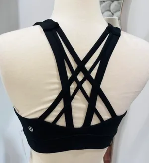 Lululemon thumbnail 2