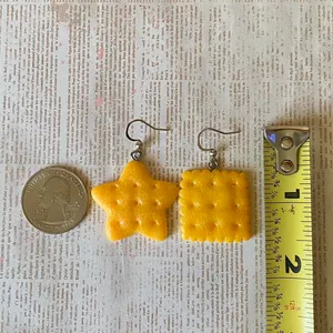 Handmade Kawaii harajuku y2k style biscuit earrings🩷 thumbnail 5