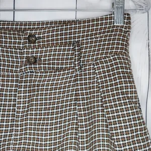 Cider Houndstooth Pleated High Waisted Shorts thumbnail 2
