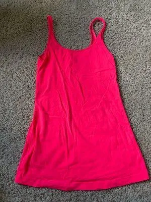 Lululemon Tank thumbnail 1