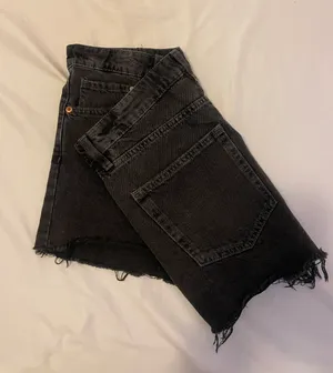 H&M Black Jean Shorts thumbnail 2
