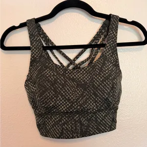 Lululemon Free to Be Serene Longline Bra C/D Cups Size 4 thumbnail 3