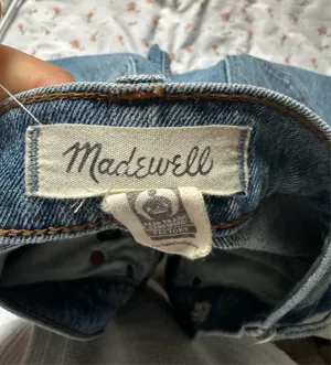 Madewell Classic Straight Jeans thumbnail 4